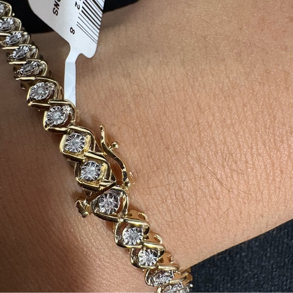 Diamond Open Link Tennis Bracelet (1/2 ct. t.w.) in Gold-Plated Sterling Silver - Picture 6 of 6